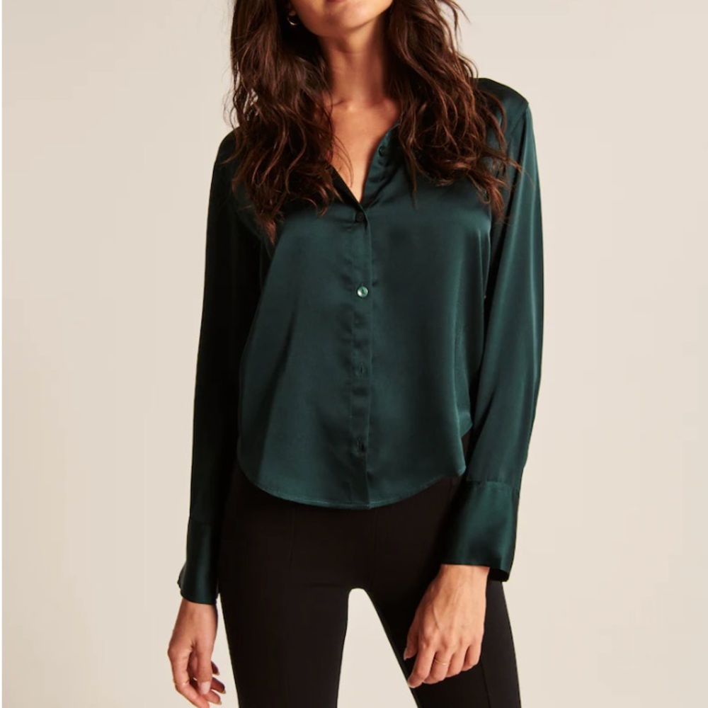 Abercrombie // Deep Green Satin Button up Shirt